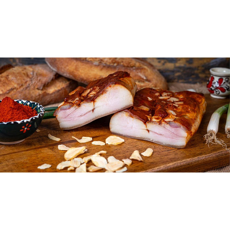 Slanina cu boia si usturoi de acasa - Delumani - Magazin Online Romanesc 